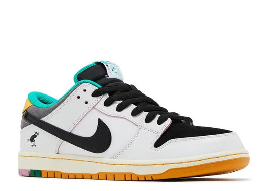 Nike SB Dunk Low CSEF
